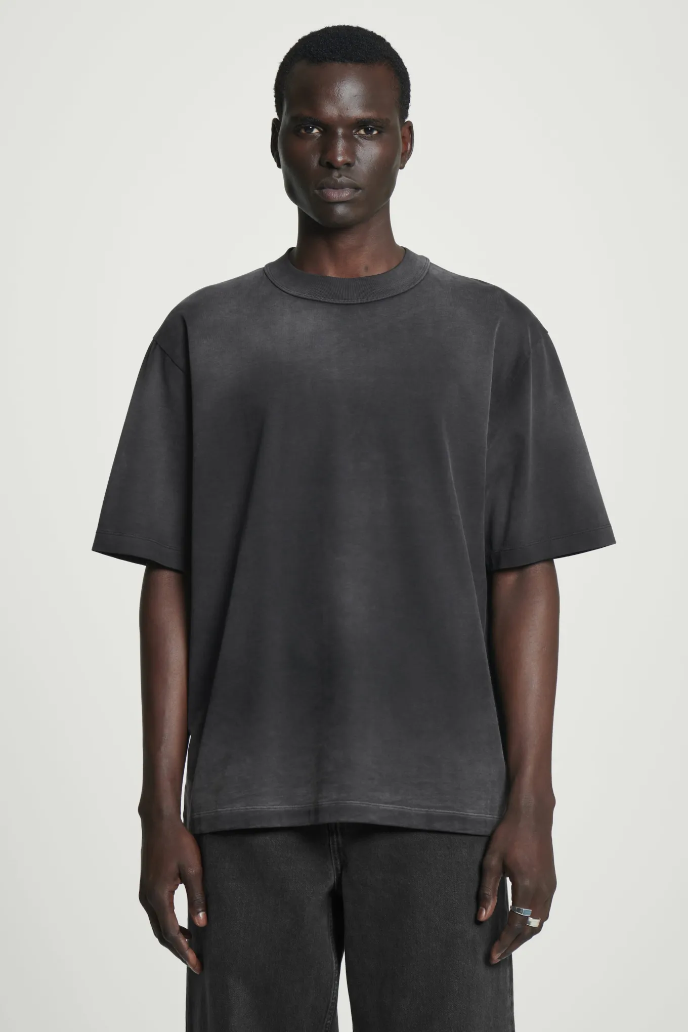 AUSGEBLEICHTES OVERSIZED-T-SHIRT AUS BAUMWOLLE-COS Discount