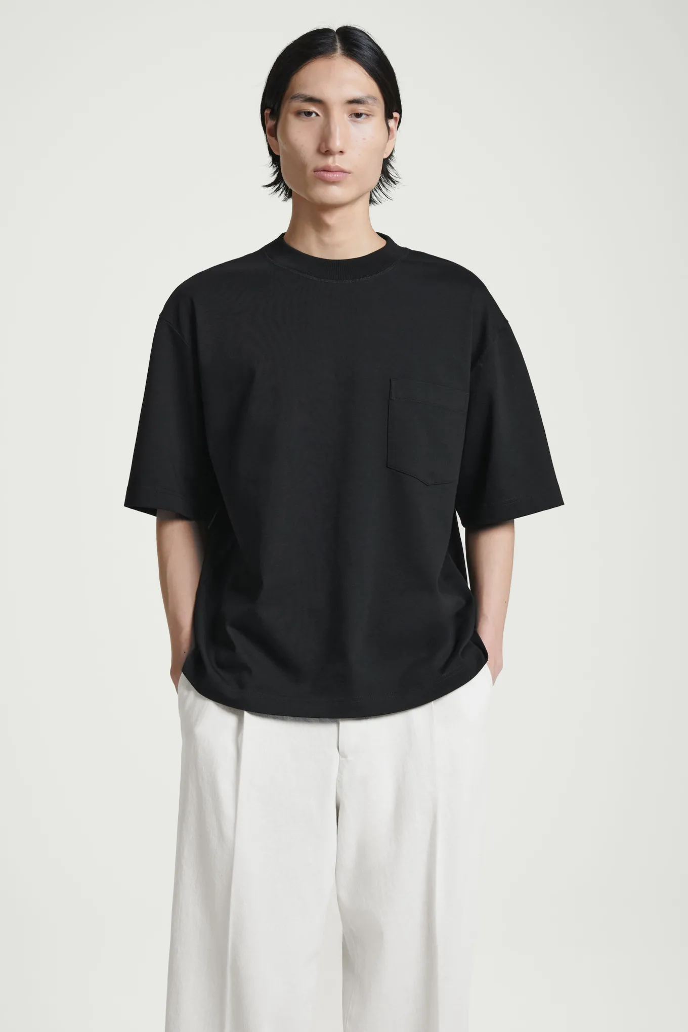 GEWICHTIGES OVERSIZED-T-SHIRT AUS BAUMWOLLE-COS Fashion