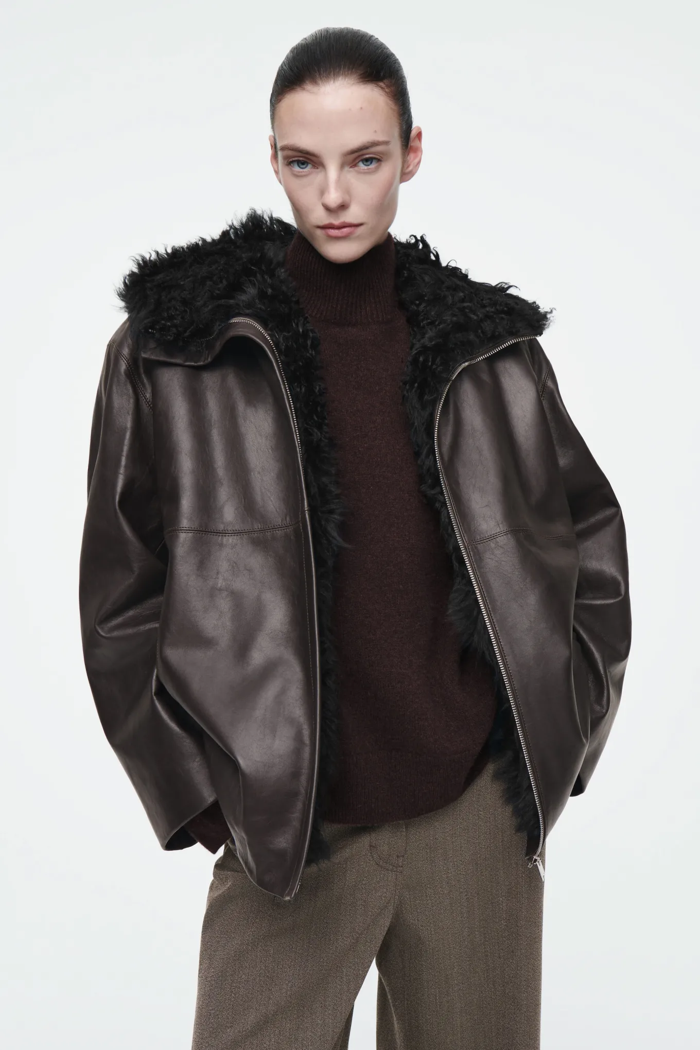 KAPUZENJACKE AUS NAPPALEDER MIT SHEARLING-FUTTER-COS Fashion